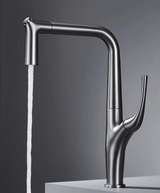 AquaLuxe – Luxe Uittrekbare Keukenmengkraan in Geborsteld Goud & Zwart