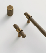 Nurlin Massief Messing Geribbelde T-Bar Handgreep