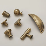 Vintage Handgehamerde Messing Kast- en Ladegrepen – Bronzen Meubelgrepen
