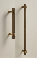 Nurlin Massief Messing Geribbelde T-Bar Handgreep