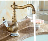 Antieke Wasbakkraan – 360° Draaibaar | Warm & Koud Water | Gouden Afwerking