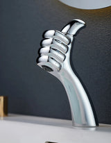 AquaFalls Solo – Waterval Wastafelkraan in Massief Messing