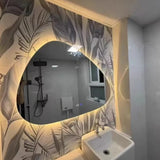 NordiLux Design Badkamerspiegel – Slimme LED Wandspiegel met Onregelmatige Vorm en Aluminium Frame