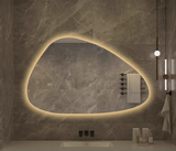 NordiLux Design Badkamerspiegel – Slimme LED Wandspiegel met Onregelmatige Vorm en Aluminium Frame