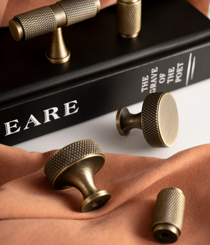 Nurlin Massief Antiek Messing Kastgreep