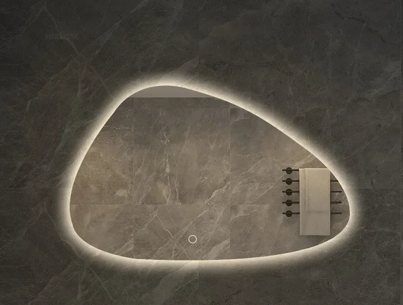 NordiLux Design Badkamerspiegel – Slimme LED Wandspiegel met Onregelmatige Vorm en Aluminium Frame