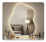 NordiGlow Onregelmatige LED-Spiegel – Scandinavisch Design