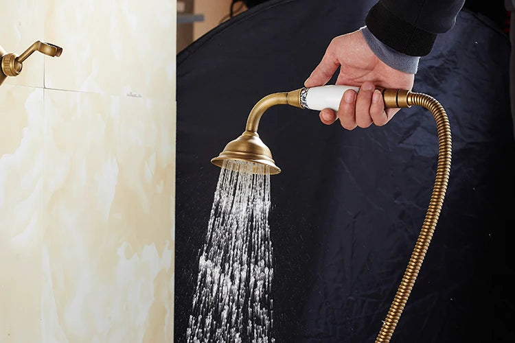 ZGRK Luxe Retro Douchekraan Set – Messing Wandmodel met Handdouche & Verlengde Uitloop