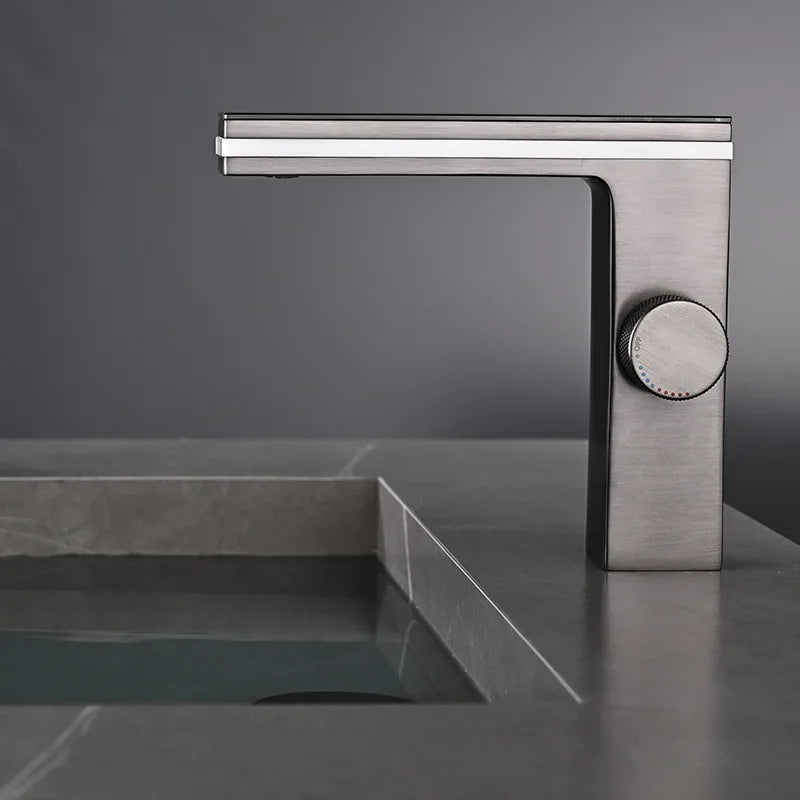 LuxuFlow Digitale LED Wastafelkraan