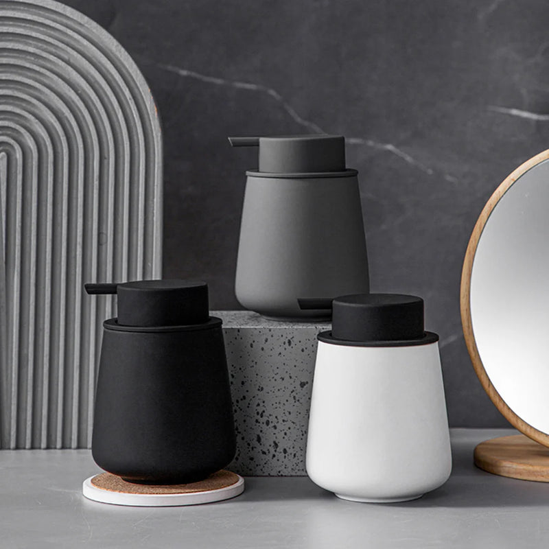 CeramiLux 300ml Luxe Keramische Zeepdispenser – Voor Zeep, Shampoo, Conditioner of Lotion