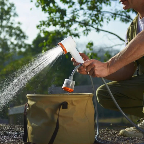 GlowShower 2025 – Draagbare Campingdouche met LED & Oplaadbare Batterij | Voor Outdoor, Auto, Tuin & Meer