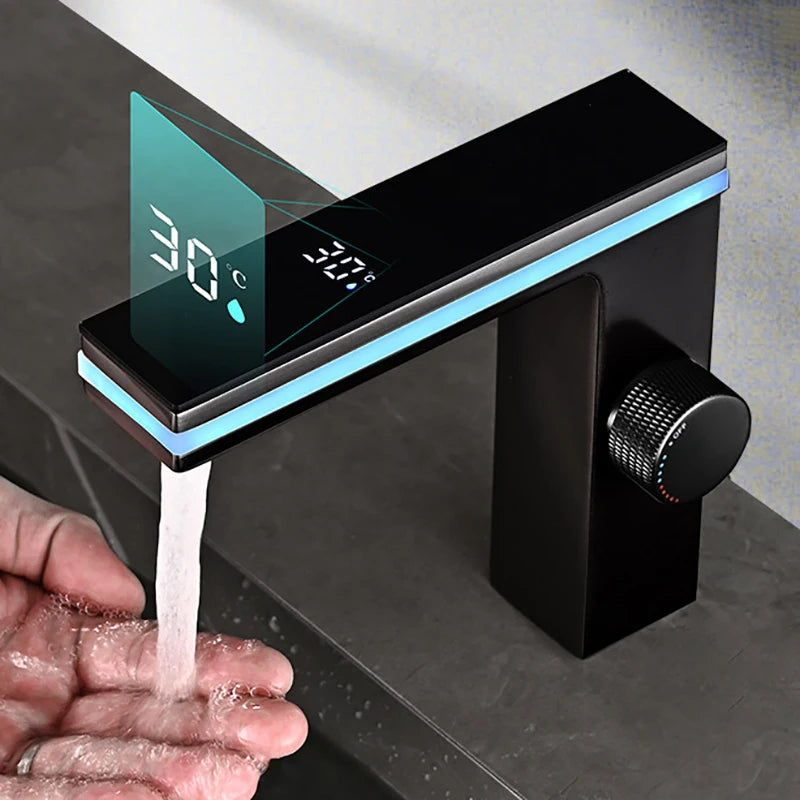 LuxuFlow Digitale LED Wastafelkraan