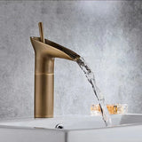 Luxe waterval wastafelkraan