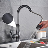 Gouden Keukenkraan met Uittrekbare Spuiter – Messing | Warm & Koud Water