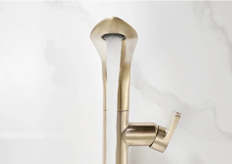 AquaLux Wastafelkraan – Draaibare Luxe Koud-Warm Kraan met Messing Behuizing